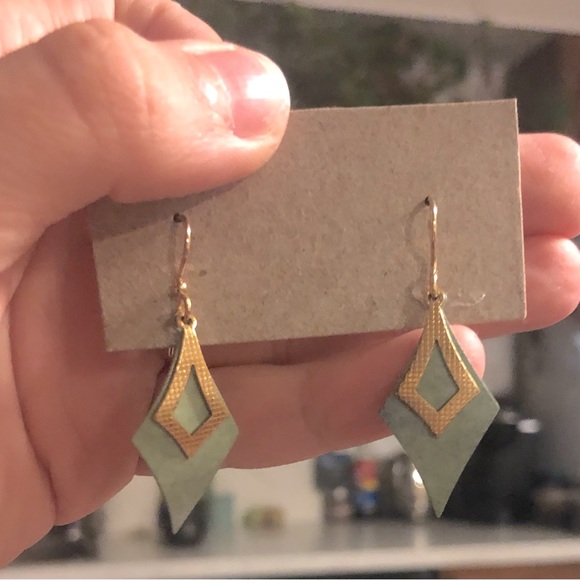 Costume Jewelry Dainty Sage Green Earrings - Picture 1 of 3